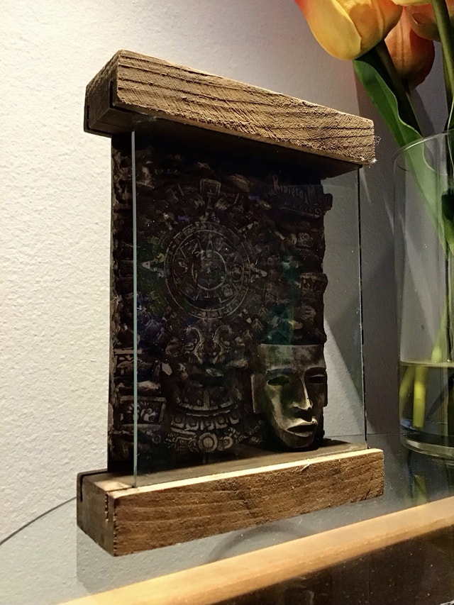 Artisanal Riviera Maya Mexico Aztec souvenir 7.5" H x 5.75".
