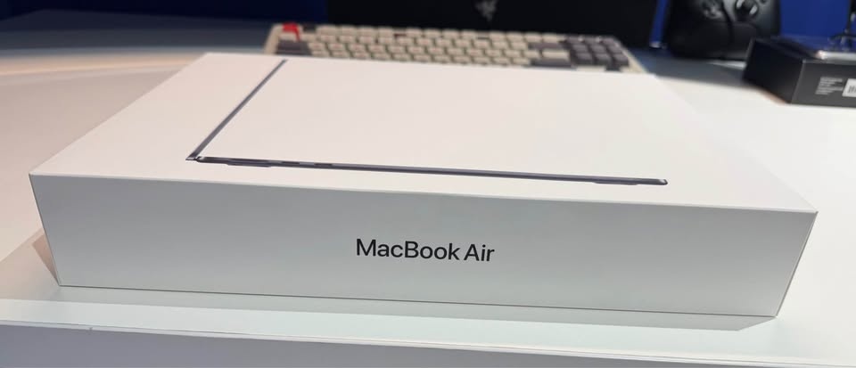Apple MacBook Air 13-inch M4 chip 16GB 256GB - photo 2