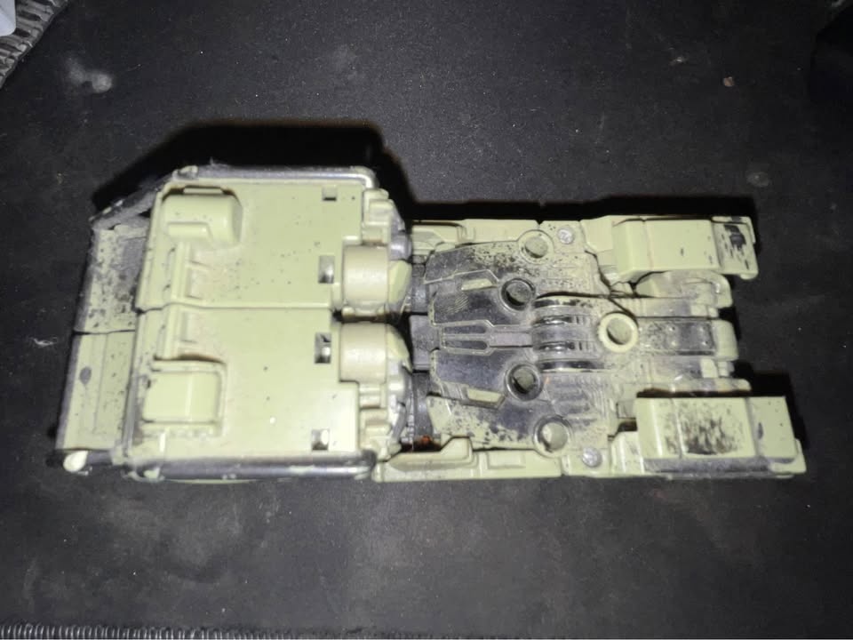Transformers The Last Knight Deluxe Class Hound - photo 3