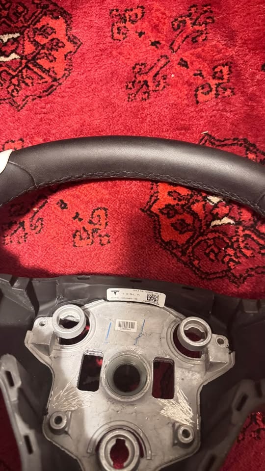 Tesla OEM Steering Wheel Shell for Model 3 Performance (2020) - photo 3