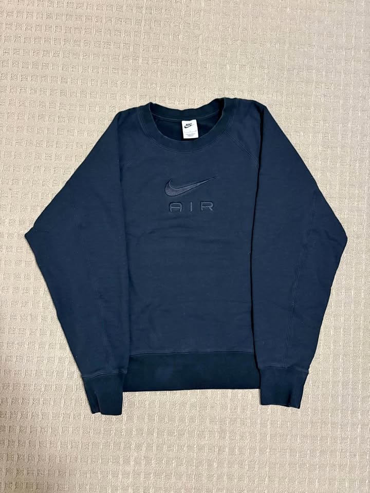 Nike Air Black Crewneck Sweatshirt Small
