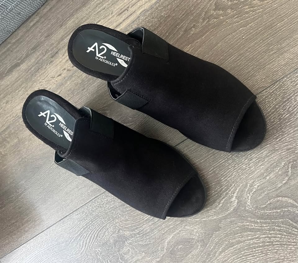 Black Heelrests Mules Size 10 - photo 3