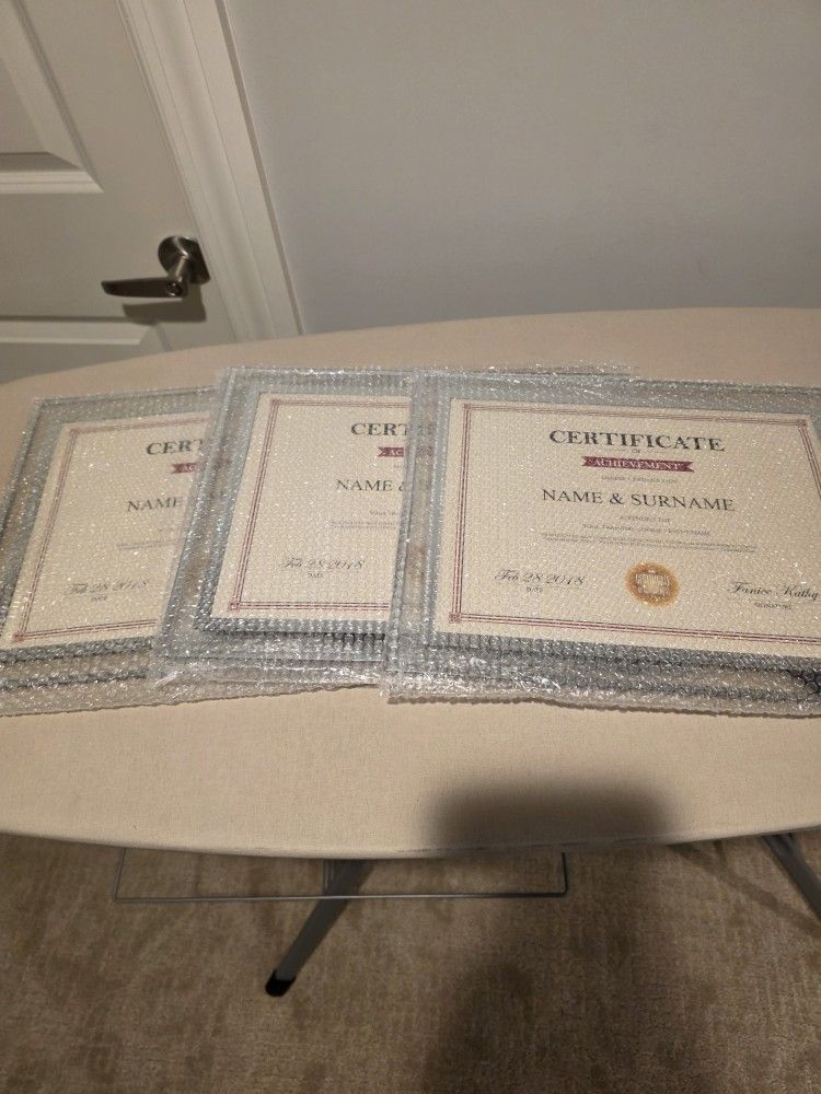 8.5x11 Tabletop Glass Picture Frame, Set of 3 - photo 4