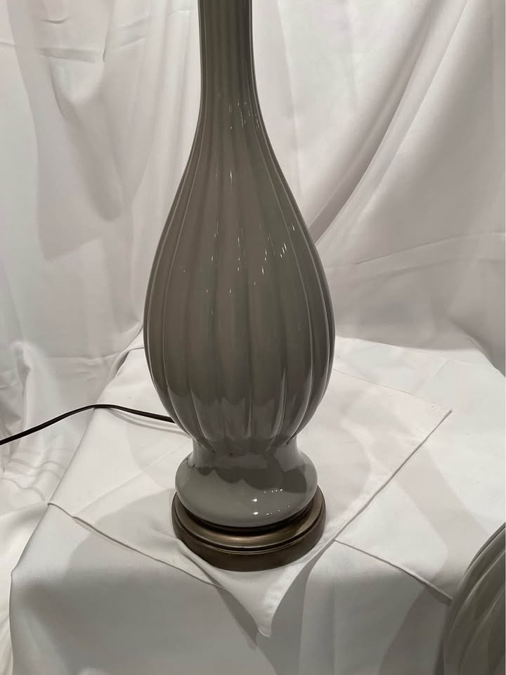 Table Lamp PAIR Of Ribbed Mid 20th Dorthy Draper Style Lamps - photo 3