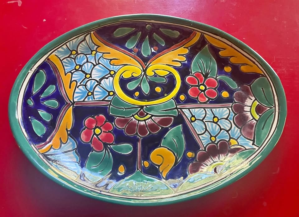 VINTAGE TALAVERA HAND PAINTED OVAL PLATTER LEAD FREE