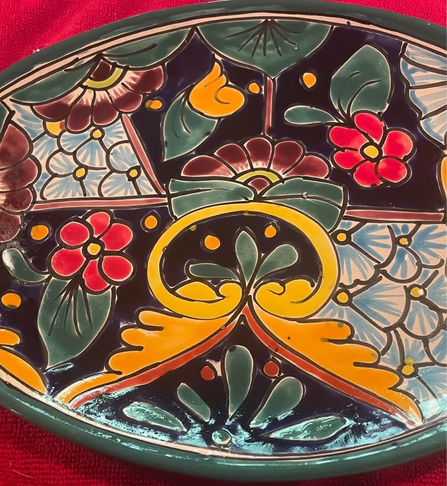 VINTAGE TALAVERA HAND PAINTED OVAL PLATTER LEAD FREE - photo 3