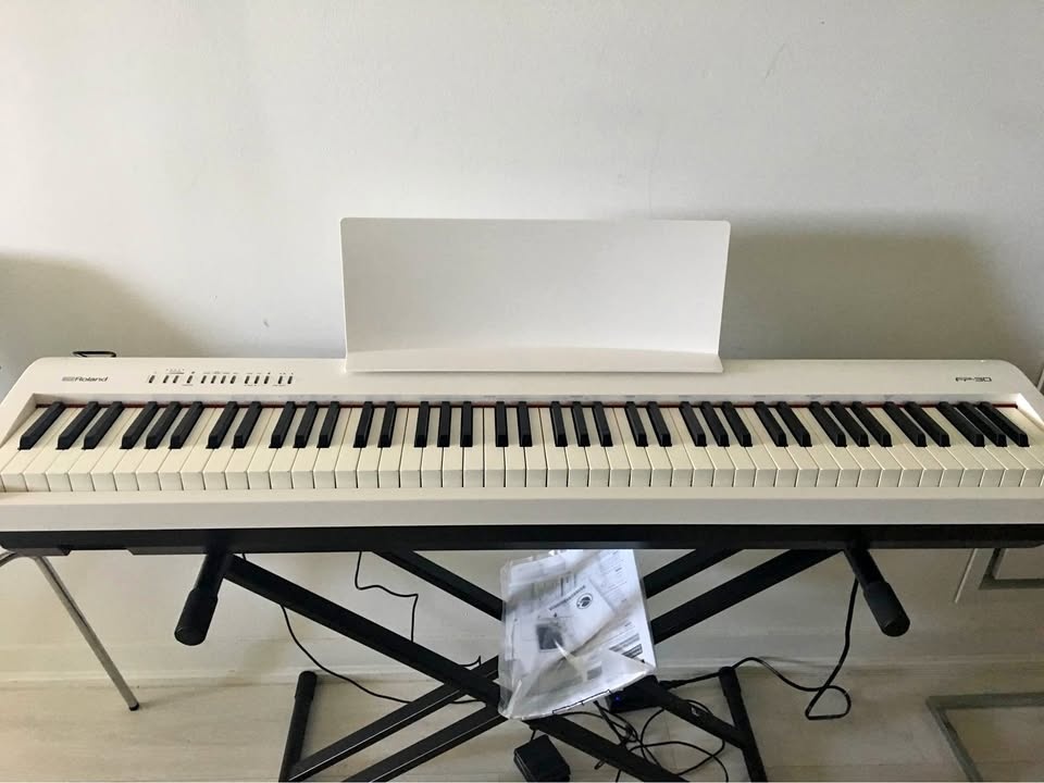 Roland FP-30 Digital Piano + Stand + Bench + Dust Cover + Pedal