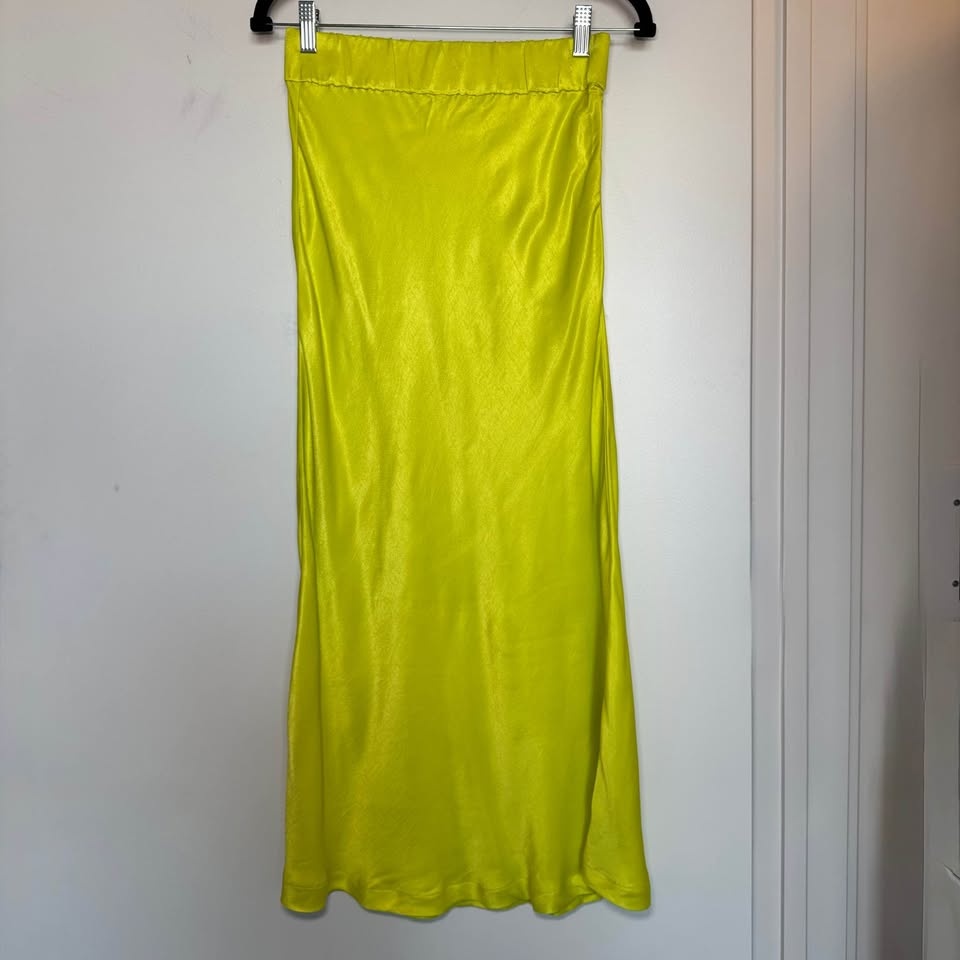 Zara Neon Yellow Satin Skirt | Size Medium - photo 4