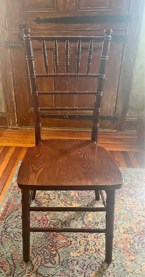 Mahogany Chiavari Chair w Lacquer Finish