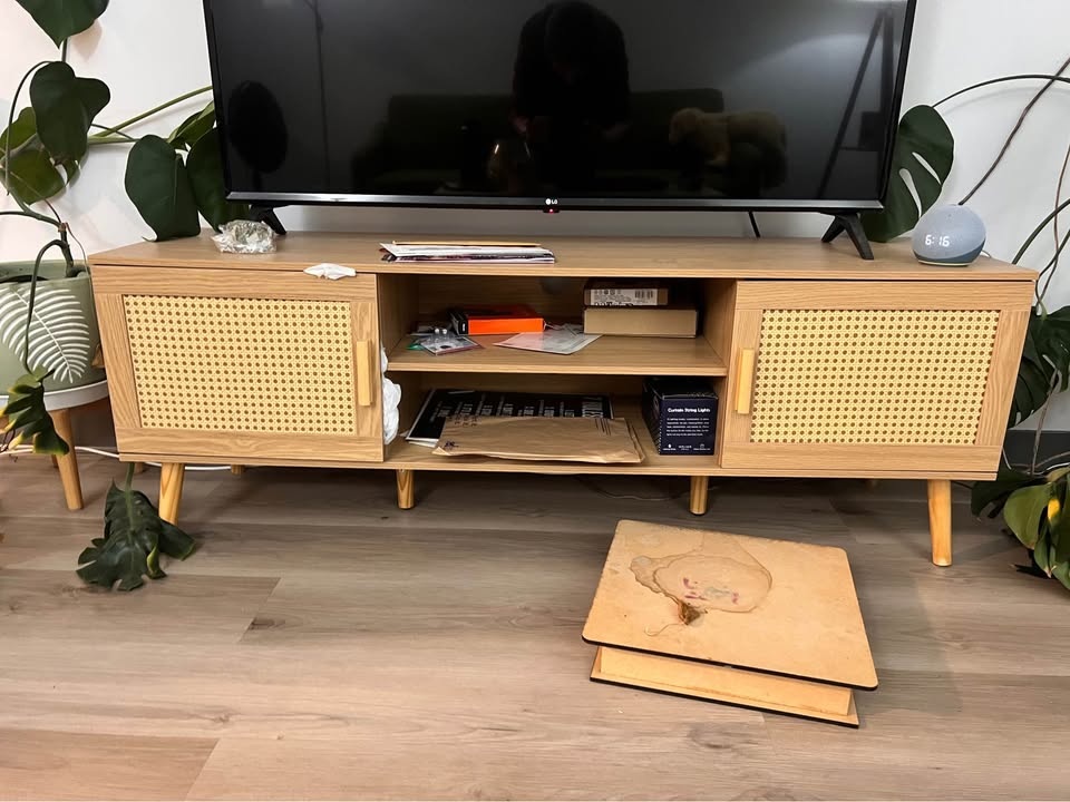 TV Stand - photo 2