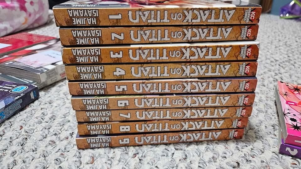Manga lot Read description