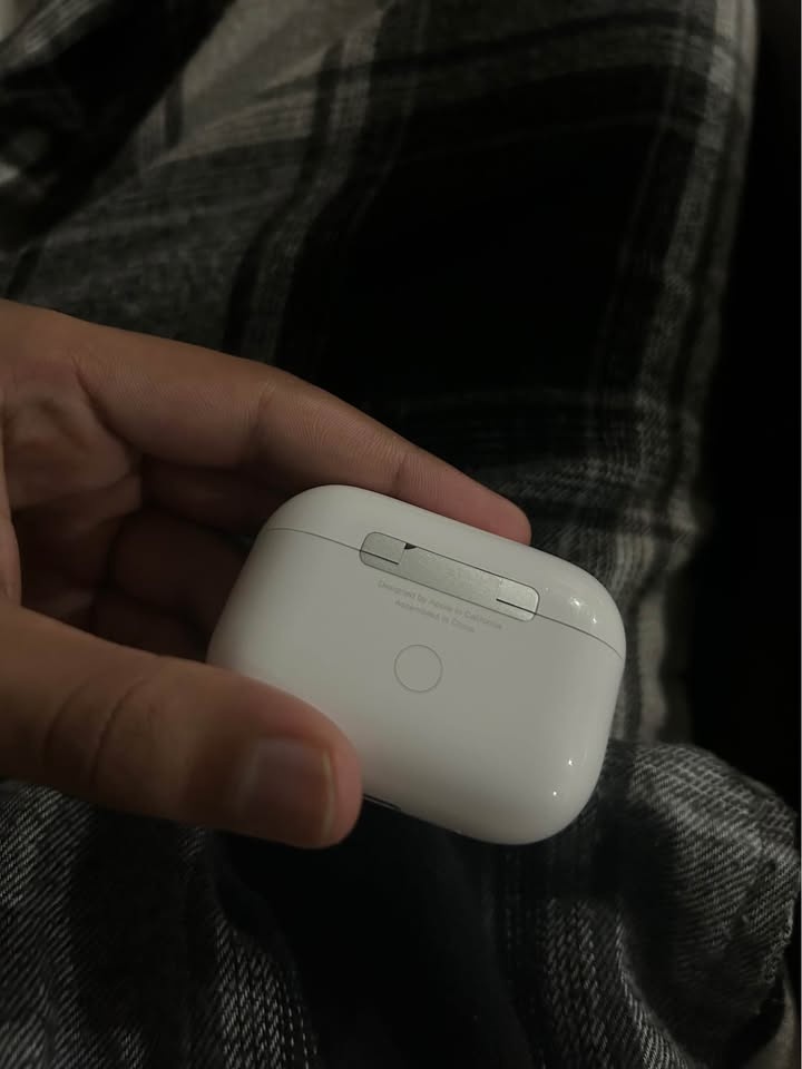 AirPods Pro Gen 2 - photo 2