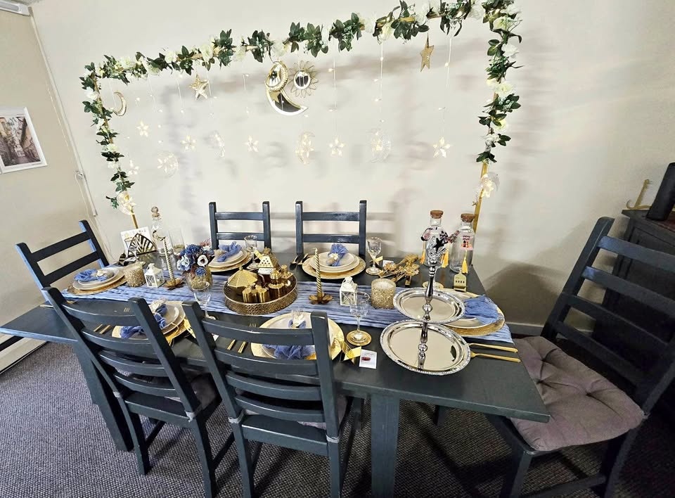 MOVING OUT SALE! NEED GONE ASAP! Dining table, chairs, couchs, a