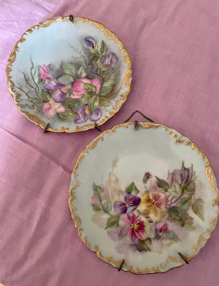 ANTIQUE T&V LIMOGES 5-1/2" DESSERT PLATES - SET OF 2