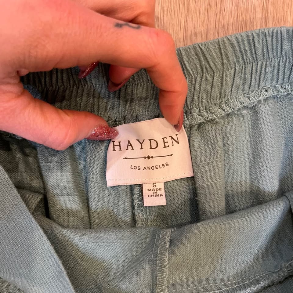 Hayden Linen Sage Green 3/4 Length Pants - Size S - photo 5