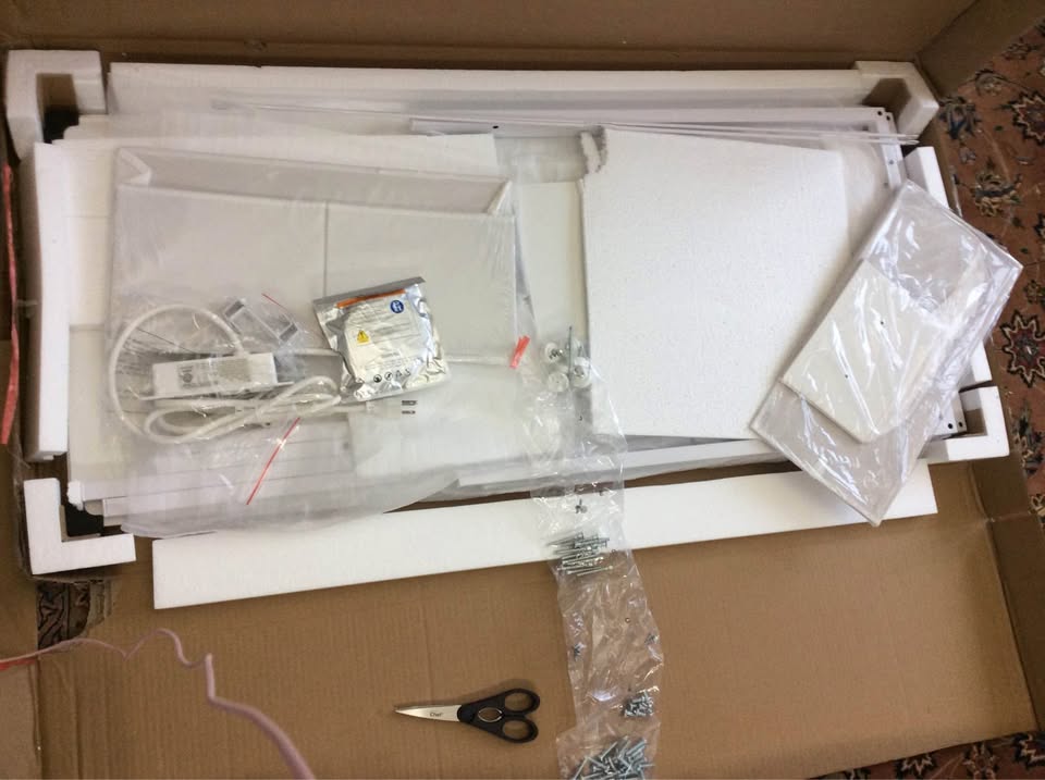 White Desk with LED light - photo 3