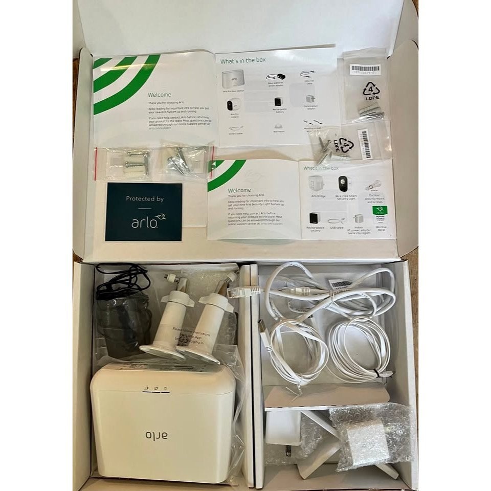 Arlo Pro 3-pack Indoor/Outdoor HD Surveillance