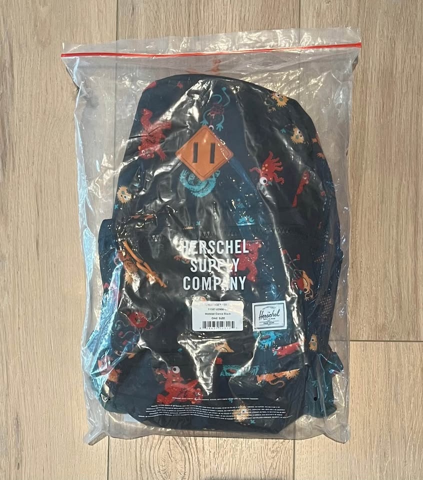 BNWT Herschel Kids Backpack - photo 4