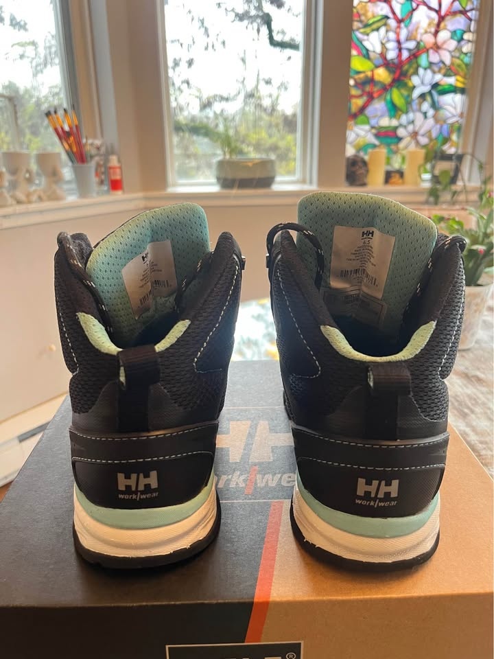 Safety Shoes Helly Hansen - Size 6.5 - photo 4