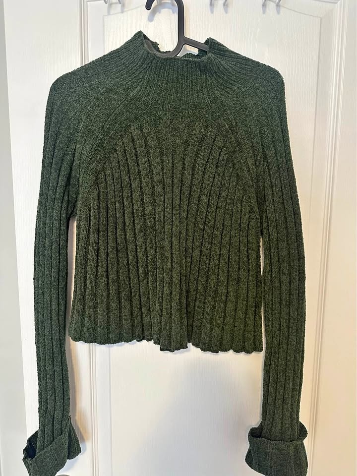 Forest Green Cozy Mockneck Sweater