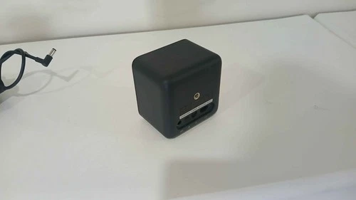 HTC VIVE BASE STATION LIGHTHOUSE 1.0 + POWER ADAPTER + STAND - photo 3