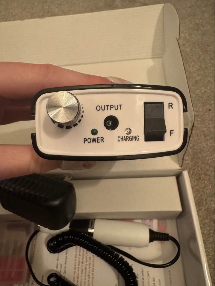 Portable electric nail file - photo 2