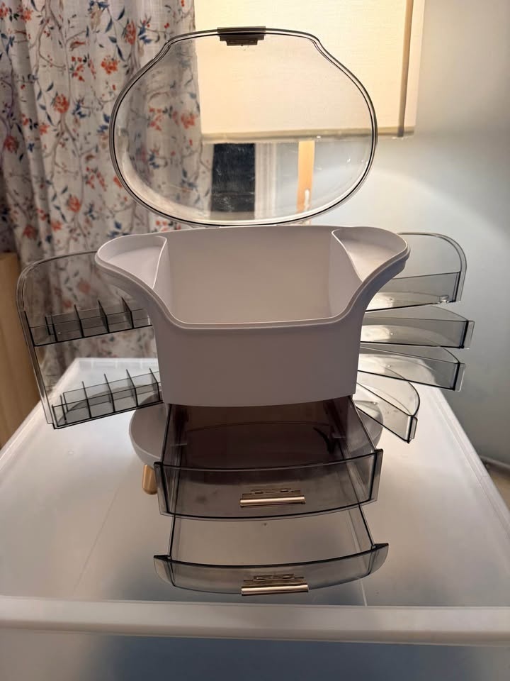 Makeup / Skincare Organizer - photo 2