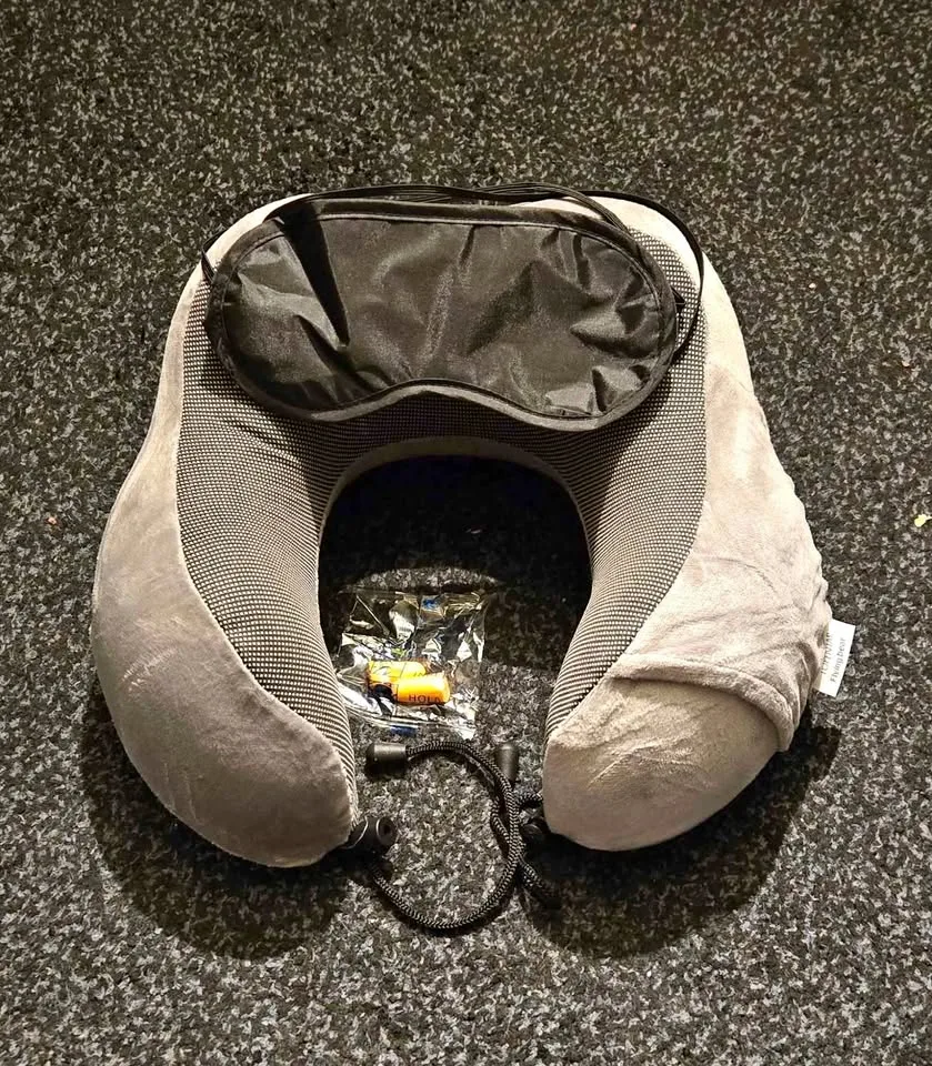 U-Shaped Travel Neck Pillow Topentar flying bear thumbnail