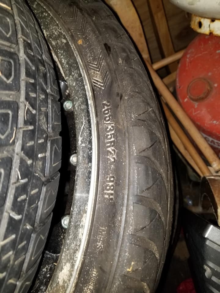 22" tires 265/35R22 - photo 3