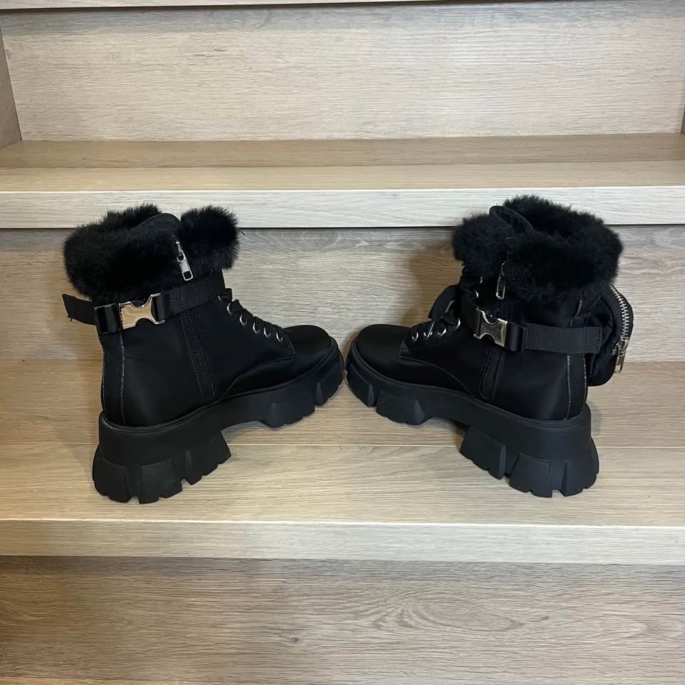 STEVE MADDEN Women's Black Fur-Lined Boots - Size 8 - photo 3