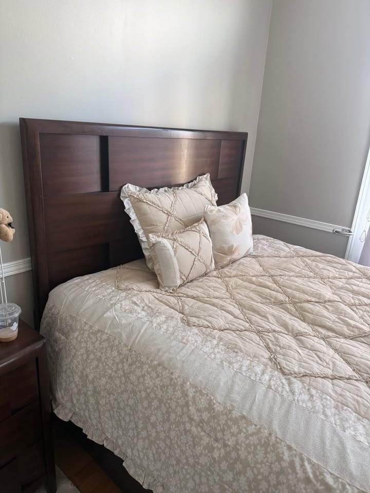 Bed for sale - photo 2