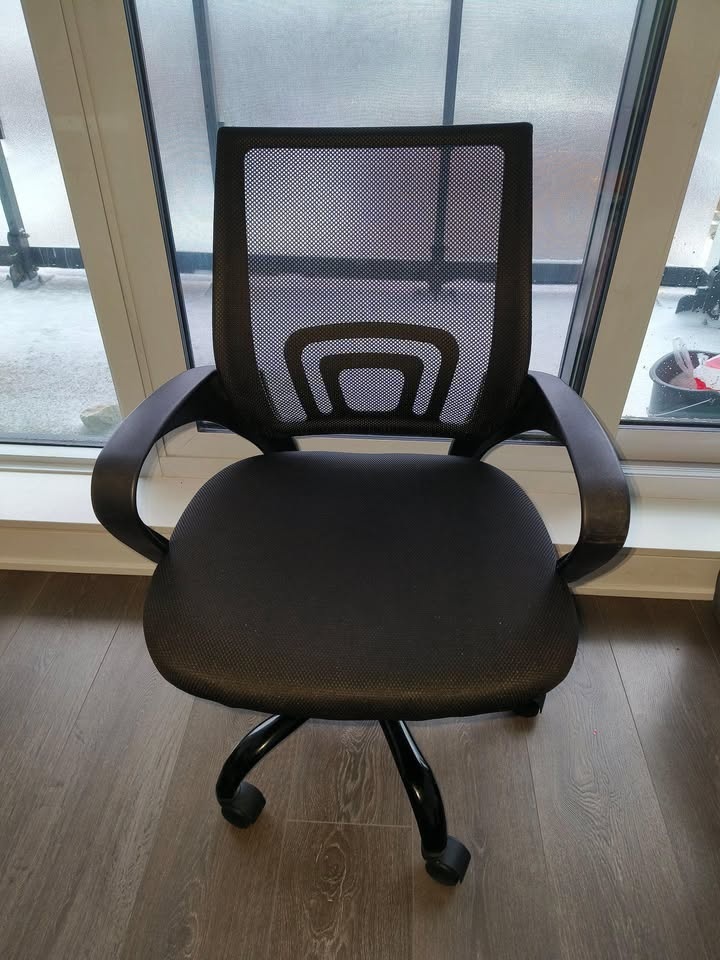 Office Chair - photo 2