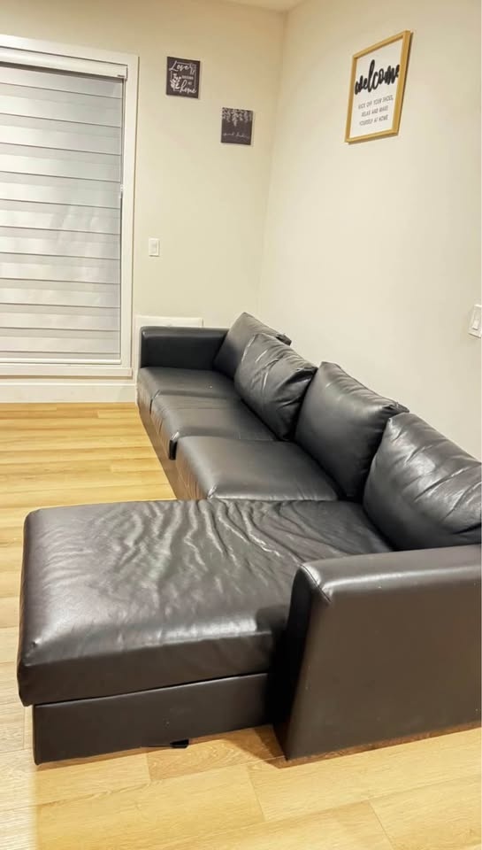 Leather Sectional Sofa - photo 2