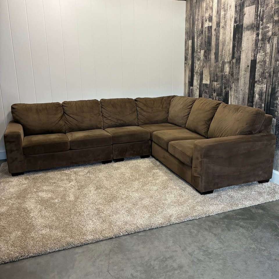 Stylus 4-Piece Sectional Sofa - photo 3