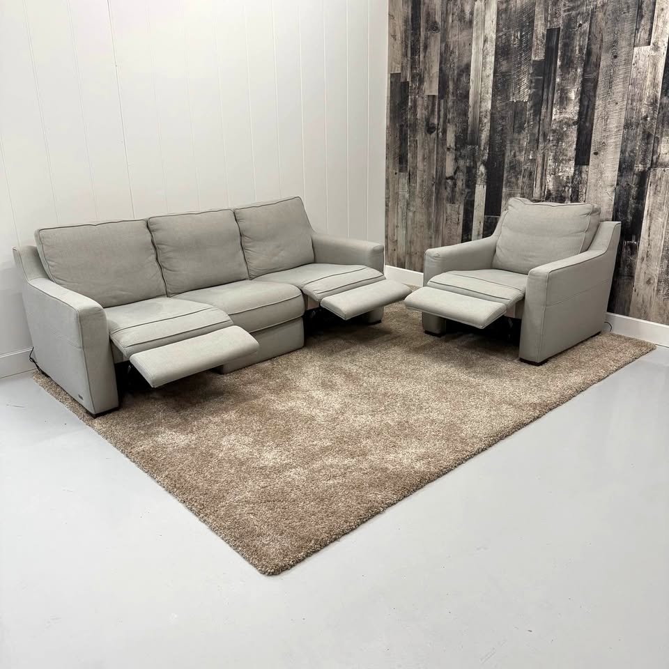 Violino Velma Power Reclining Sofa & Chair Set