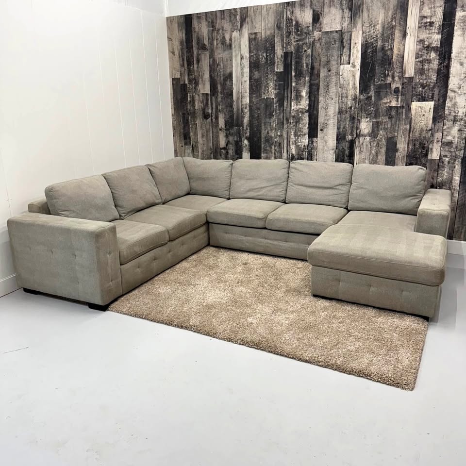 U-Shape Sleeper Storage Sectional