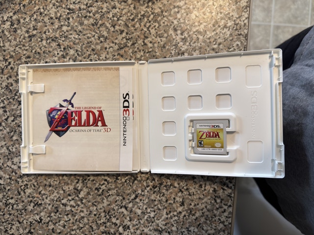 Zelda Ocarina of Time (2 copies) - photo 3