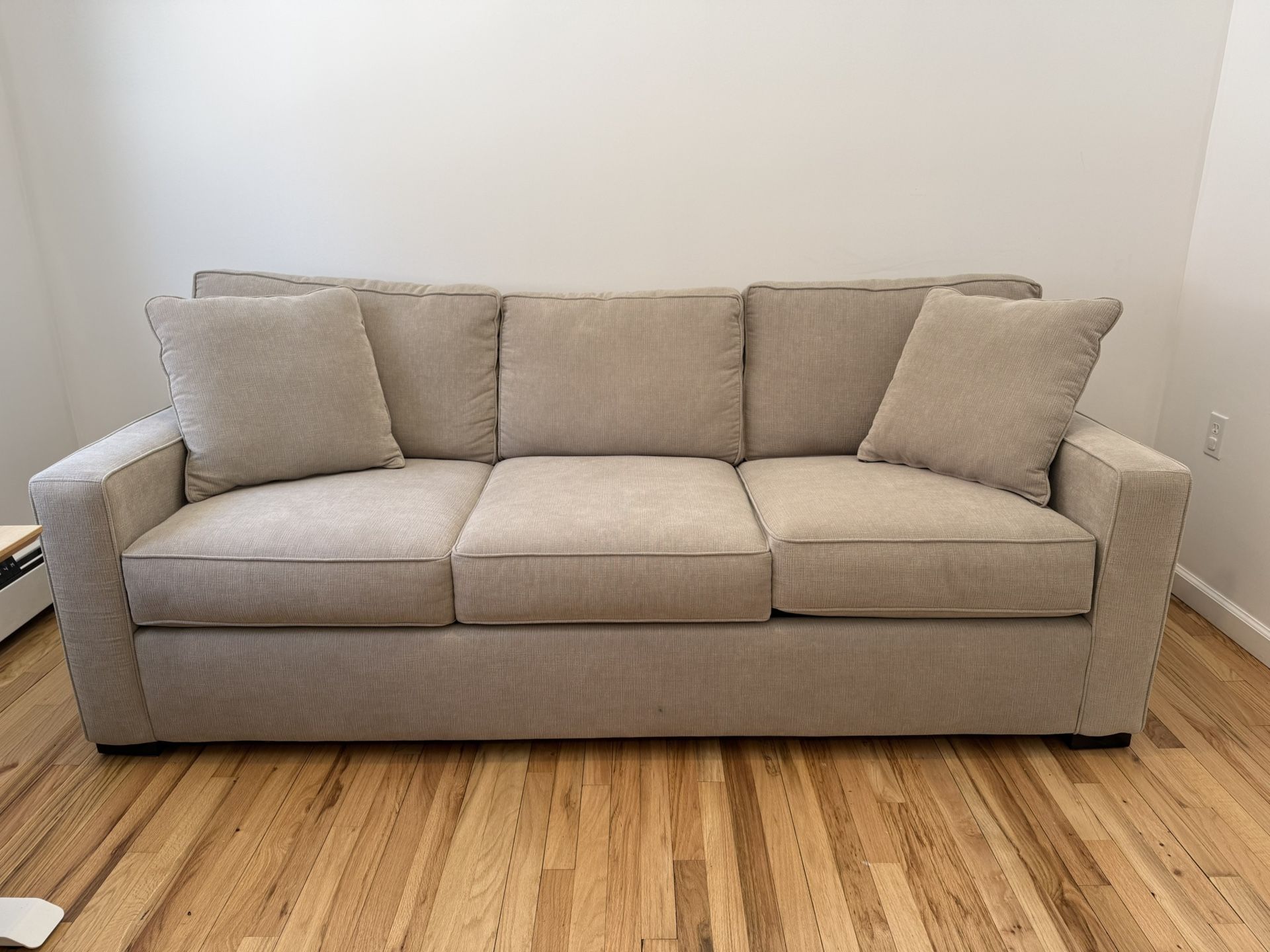 Modern Gray Queen Sleeper Sofa - Excellent Condition