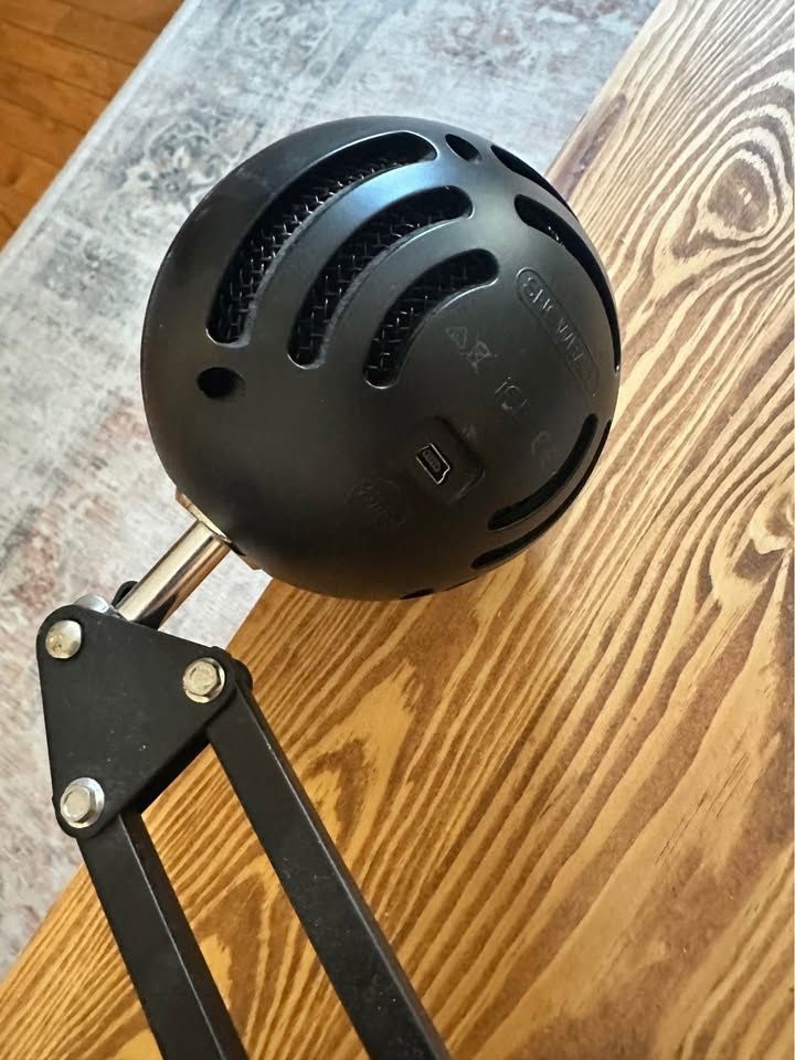 Blue Snowball Podcast Mic w/ Knox Gear Pop Filter & Stand - photo 3