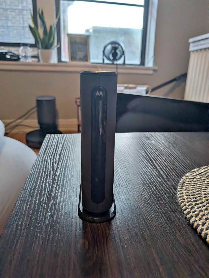 Motorola MB7621 Cable Modem – $35 – Lincoln Park Pickup