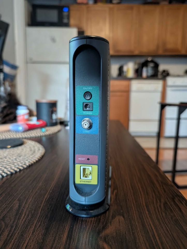 Motorola MB7621 Cable Modem – $35 – Lincoln Park Pickup - photo 2