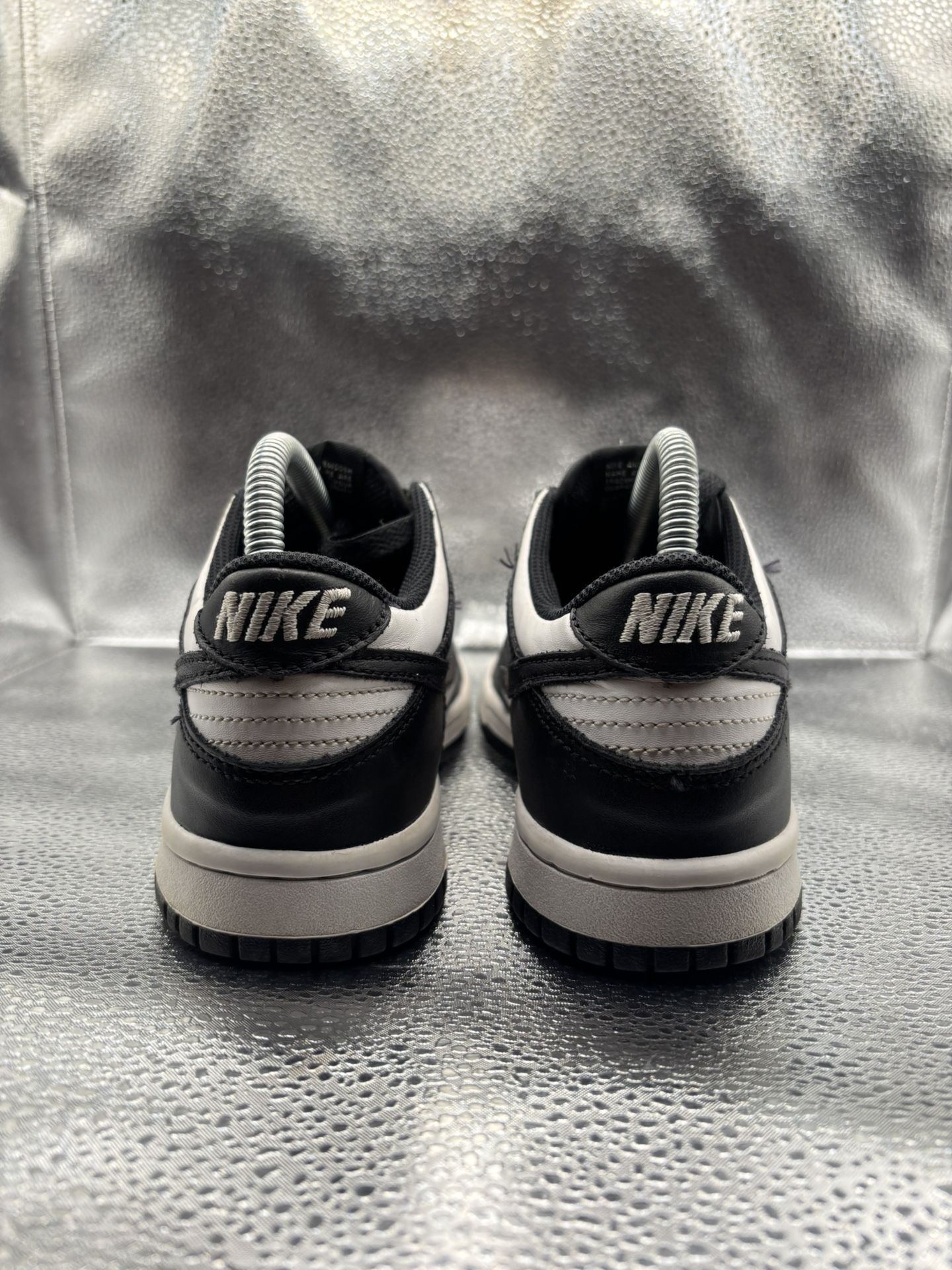 Nike Dunk Low Panda GS - photo 4