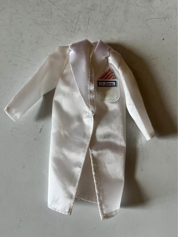 Vintage Dr. Barbie Set - photo 2