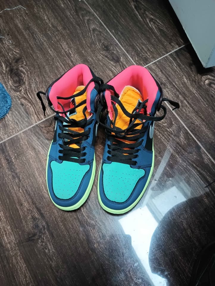 Nike Air Jordan 1 Retro High OG Sz 4 (EUR 37.5) - photo 3
