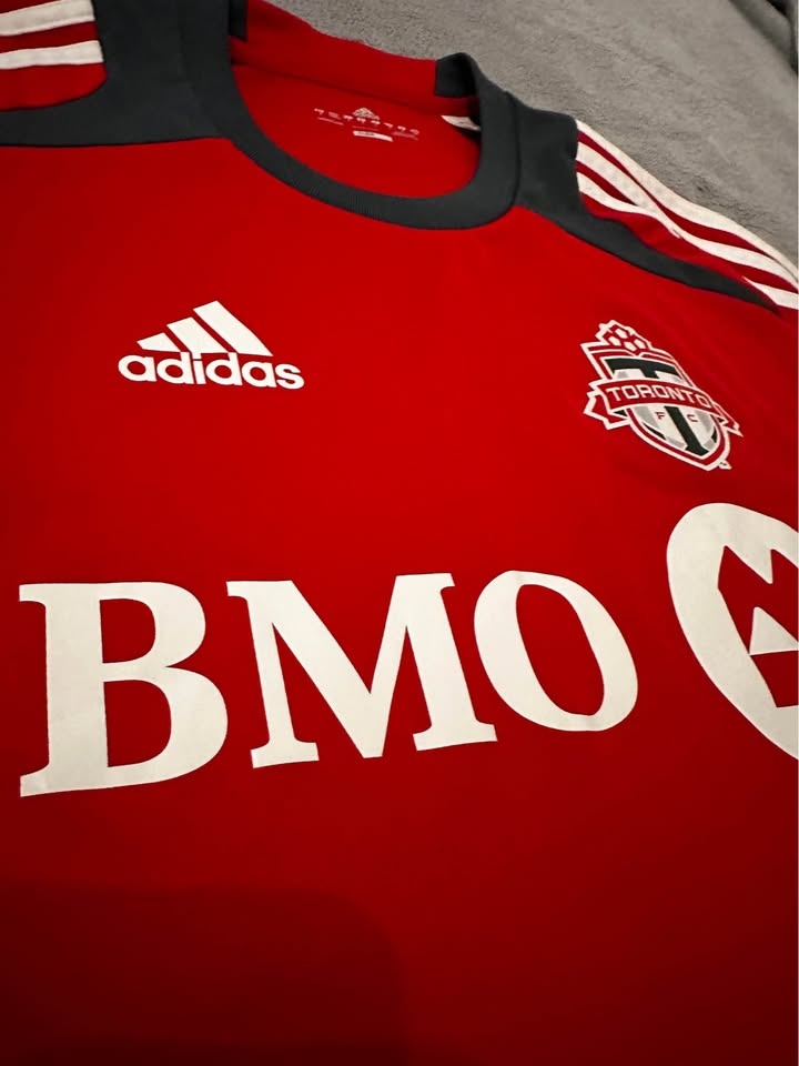 Toronto FC 2010-2011 Home Jersey - Size Small - photo 2