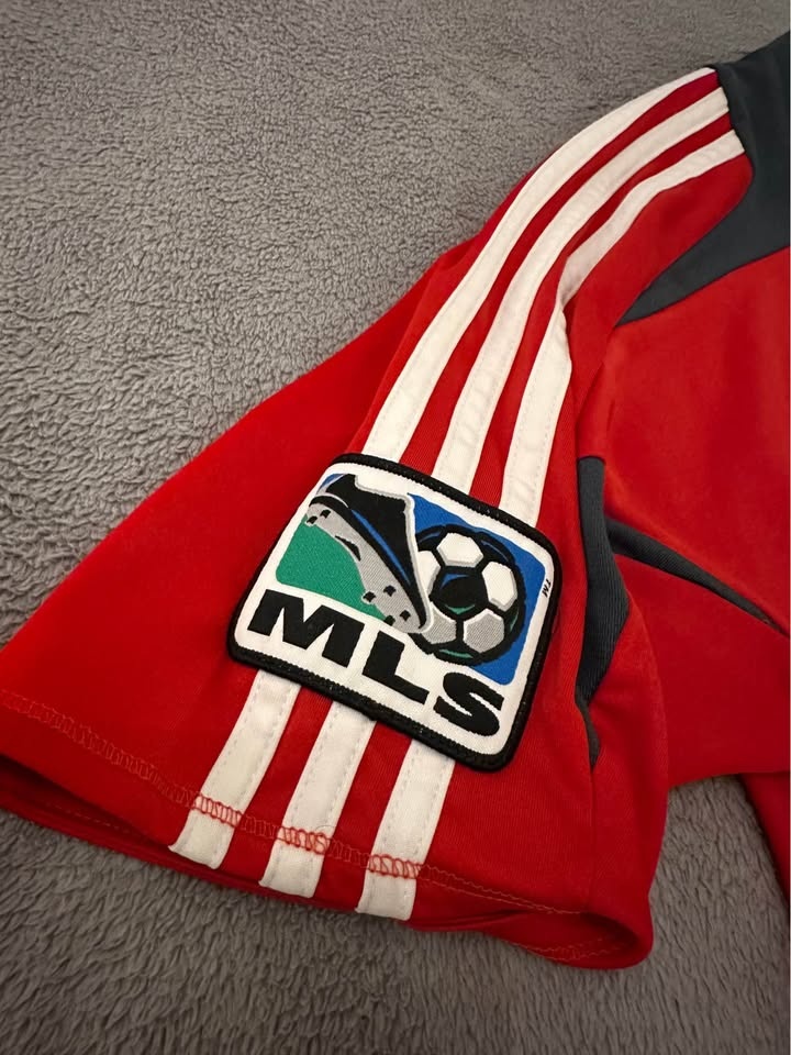 Toronto FC 2010-2011 Home Jersey - Size Small - photo 4