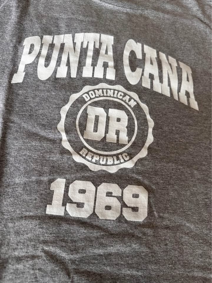Punta Cana DR Souvenir T-Shirt - Grey Graphic Tee - Never Worn - photo 2
