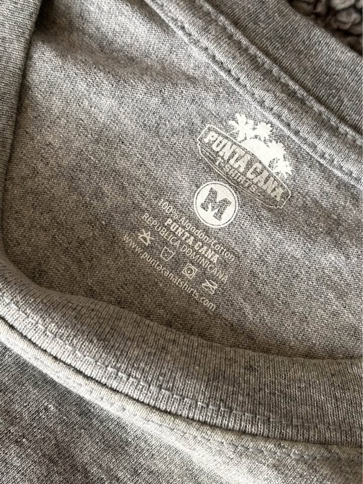 Punta Cana DR Souvenir T-Shirt - Grey Graphic Tee - Never Worn - photo 3