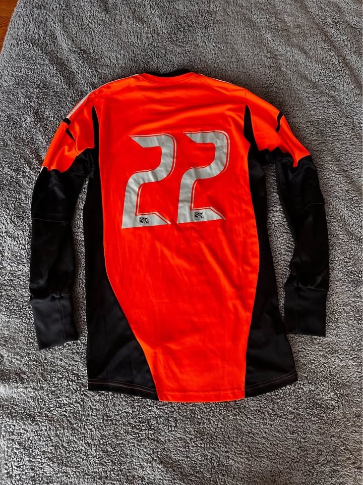 Authentic Toronto FC (TFC) Goalkeeper Jersey - Orange/Black - photo 3