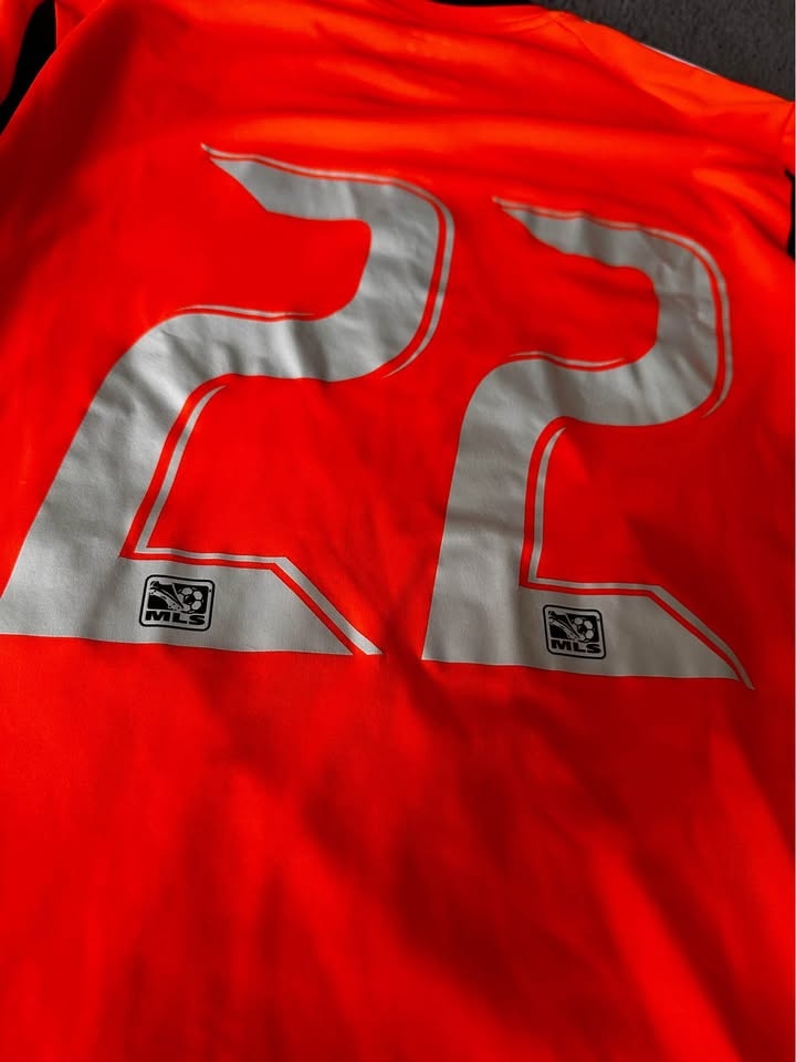 Authentic Toronto FC (TFC) Goalkeeper Jersey - Orange/Black - photo 4